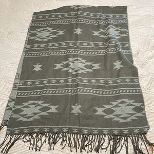 Lauren Ralph Lauren blanket wrap scarf - large 100% acrylic